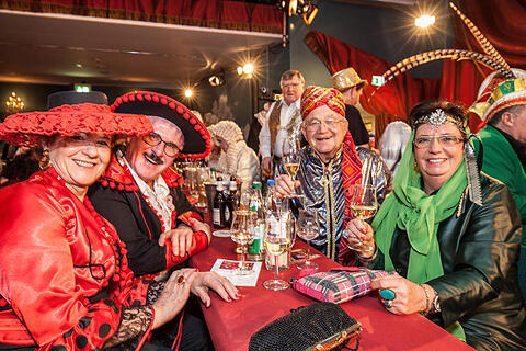 Fastnacht in Franken - Promis und Besucher