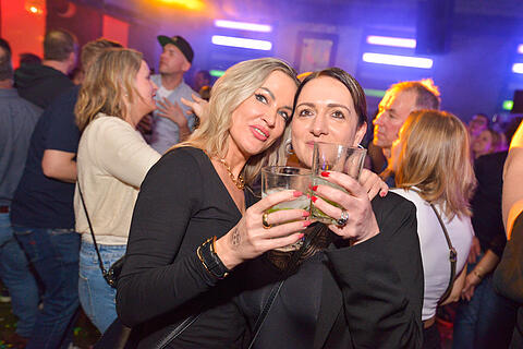 We love Musik from 80s til now