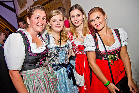 Bauer sucht Frau DJ N' Farmer