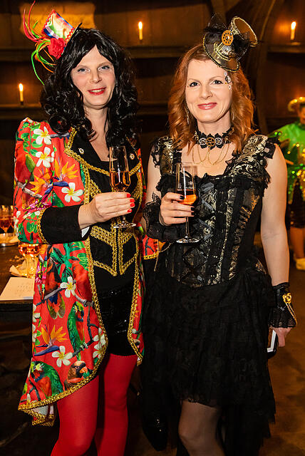 N&auml;rrische Weinprobe