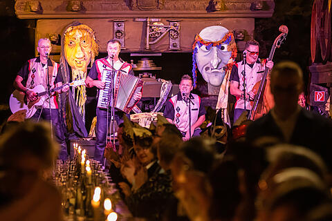 N&auml;rrische Weinprobe - Casting