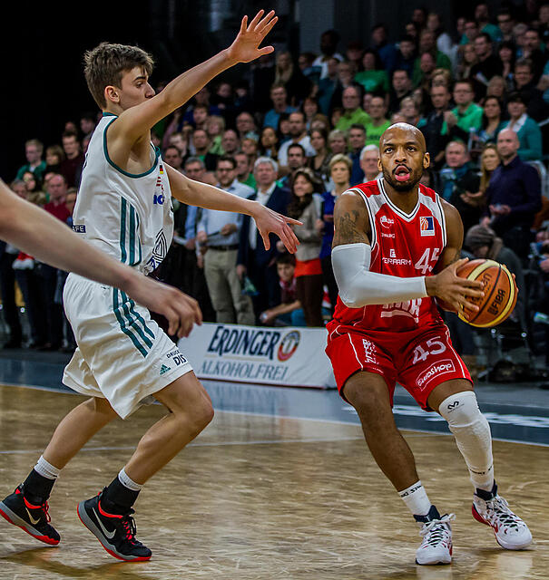 Bike-Cafe Messingschlager Baunach - s.Oliver Baskets