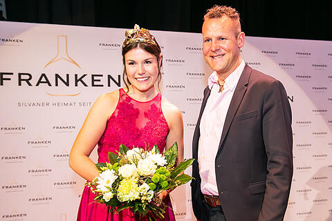 Wahl der fr&auml;nkischen Weink&ouml;nigin