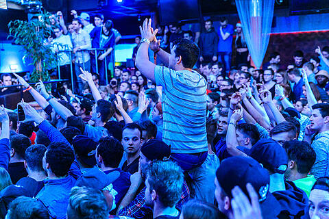 Mia Julia live