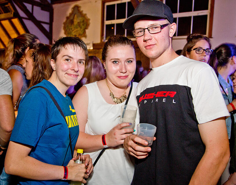 Bauer sucht Frau DJ N' Farmer