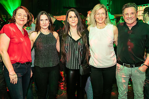 &Uuml;40 Party