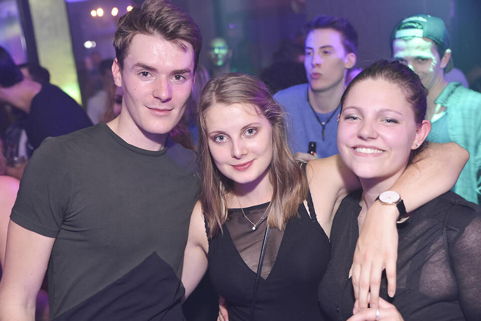 Main Ding Party