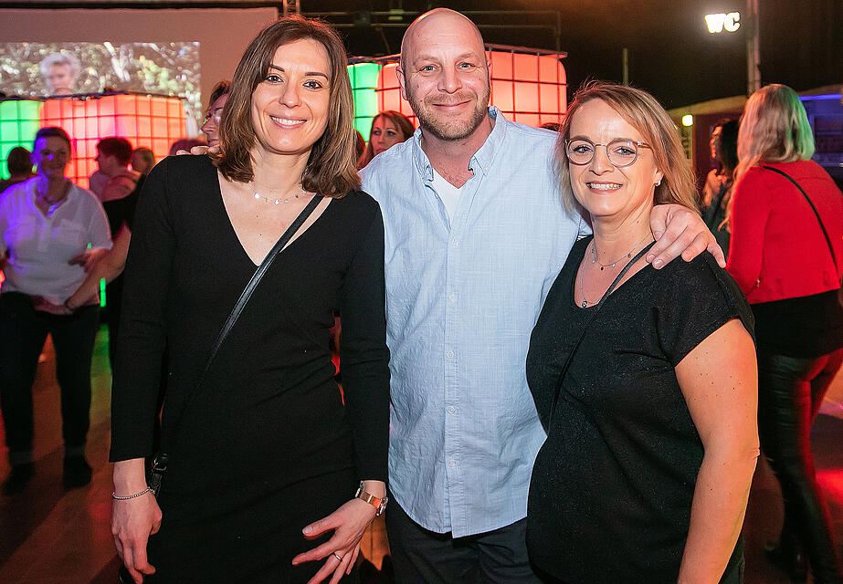 &Uuml;40 Party