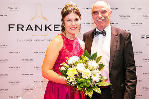 Wahl der fr&auml;nkischen Weink&ouml;nigin