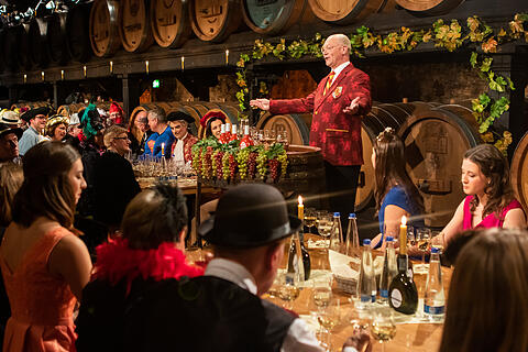 N&auml;rrische Weinprobe