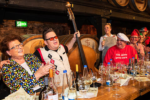 N&auml;rrische Weinprobe