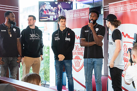 s.Oliver Würzburg Team Verabschiedung