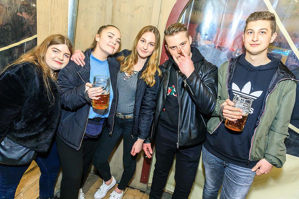 Fr&uuml;hjahrsvolksfest - Erwin und die Heckflossen