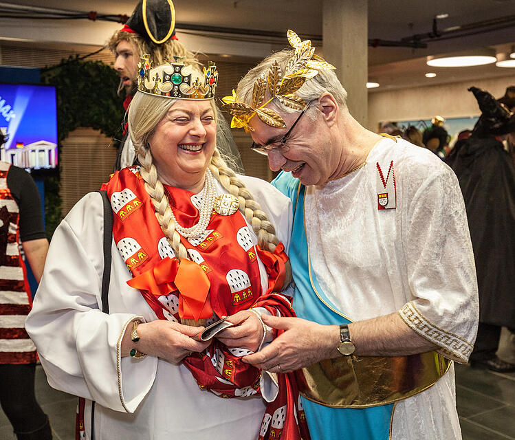 Fastnacht in Franken - Promis und Besucher