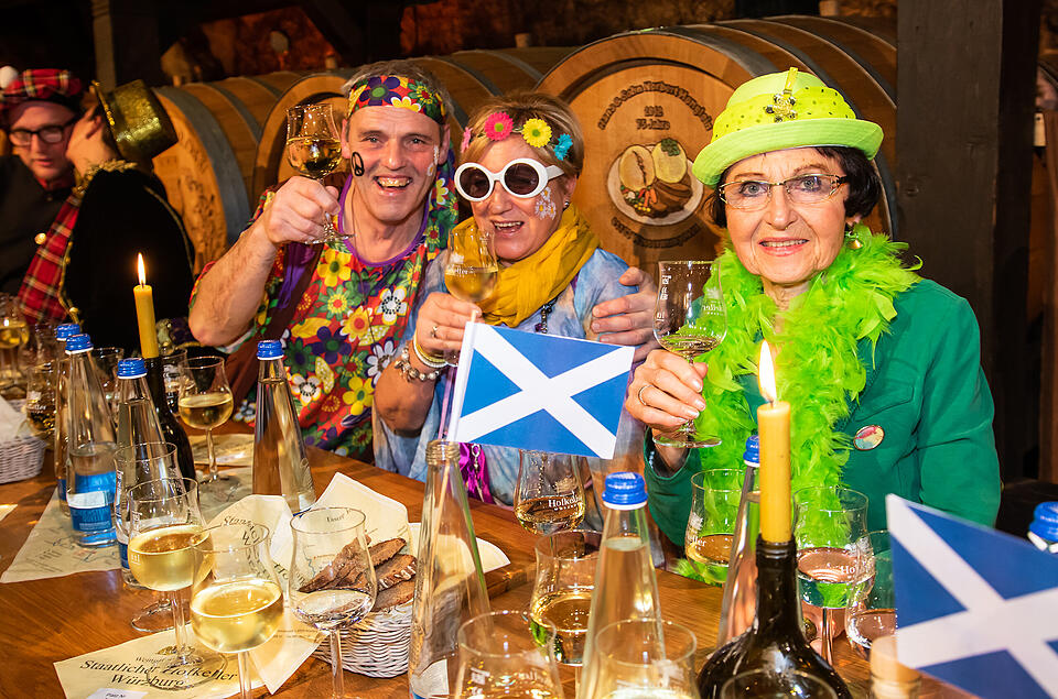 N&auml;rrische Weinprobe