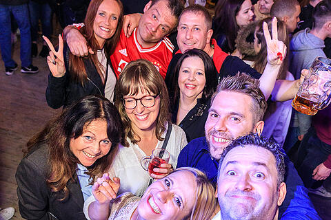 Fr&uuml;hjahrsvolksfest - Erwin und die Heckflossen