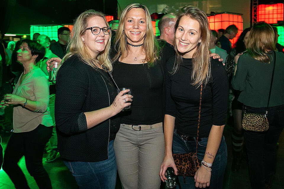 &Uuml;40 Party