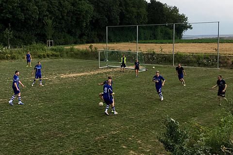 Wilde Liga Spiel 8: Turbine Heuchelhof 5 - 3 Übergewichtige Nichtschwimmer