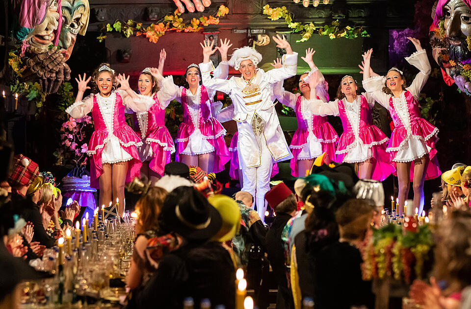 N&auml;rrische Weinprobe