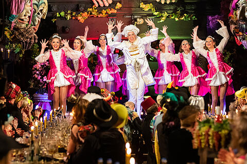 N&auml;rrische Weinprobe