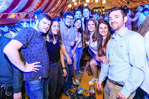 Fr&uuml;hjahrsvolksfest - Erwin und die Heckflossen