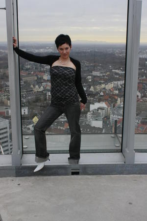 Aniko Flesch