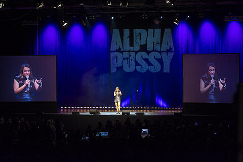Carolin Kebekus: Alpha Pussy