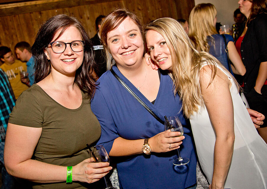 Bauer sucht Frau DJ N' Farmer