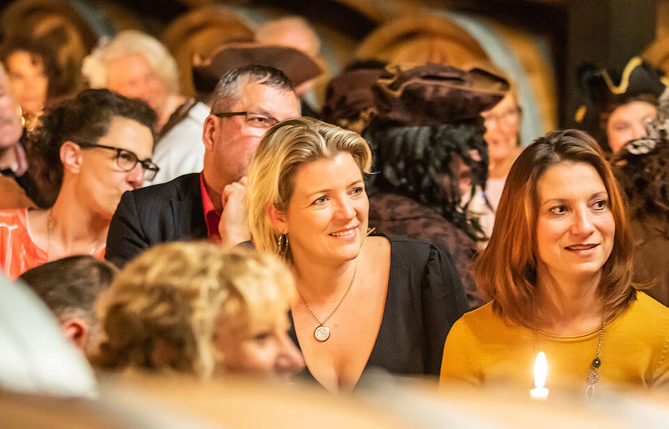 N&auml;rrische Weinprobe - Casting