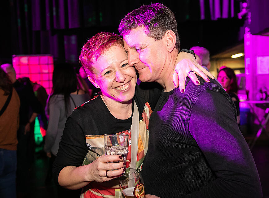 &Uuml;40 Party