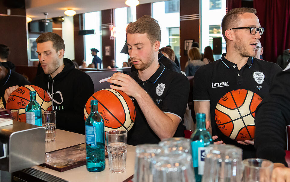 s.Oliver Würzburg Team Verabschiedung