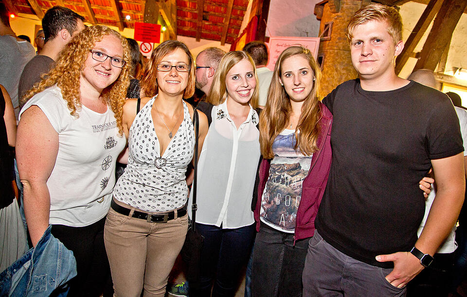 Bauer sucht Frau DJ N' Farmer